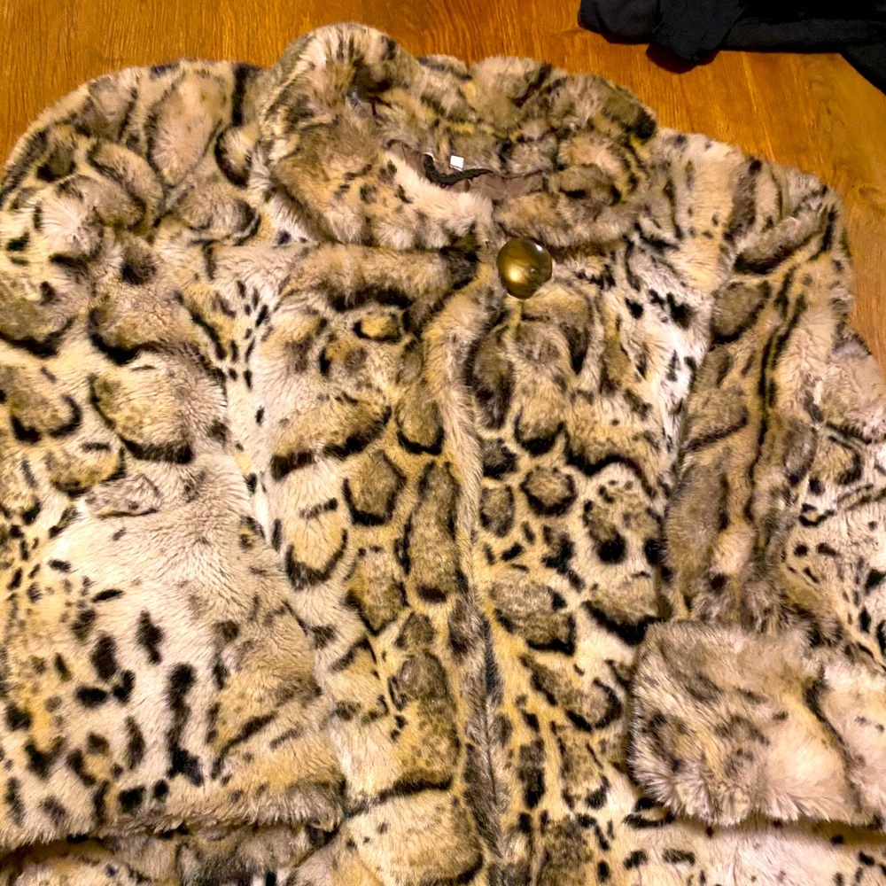 Fu faux fur coat